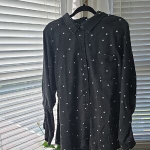 Torrid Grey and White Casual Button Down Shirt with Polka Dots